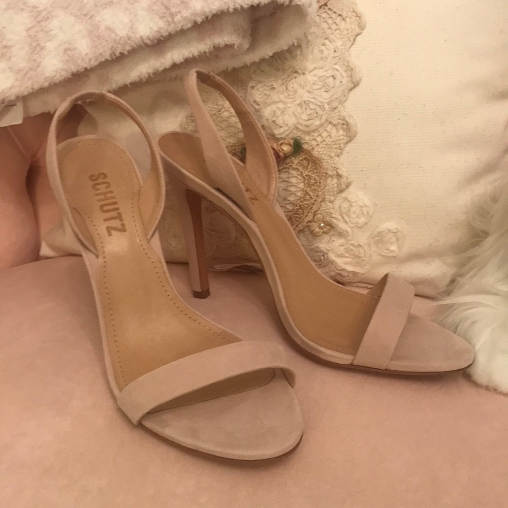 New Schutz Luriane in Bellini heels